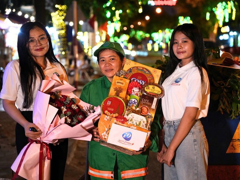 Hình ảnh đại diện cho các giá trị cốt lõi: minh bạch, trách nhiệm và an toàn trong cá cược đá gà