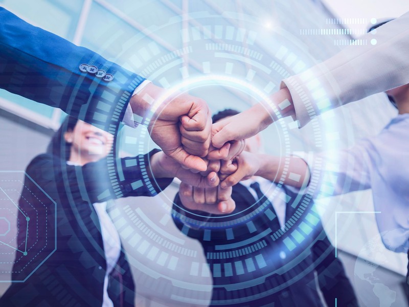 Biểu tượng cảnh báo hoặc văn bản tuyên bố miễn trừ trách nhiệm về cá cược có trách nhiệm