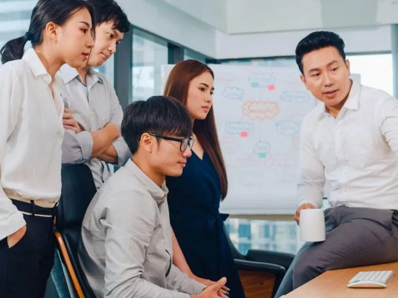 Hình ảnh minh họa về sự cân bằng trong cá cược đá gà casino